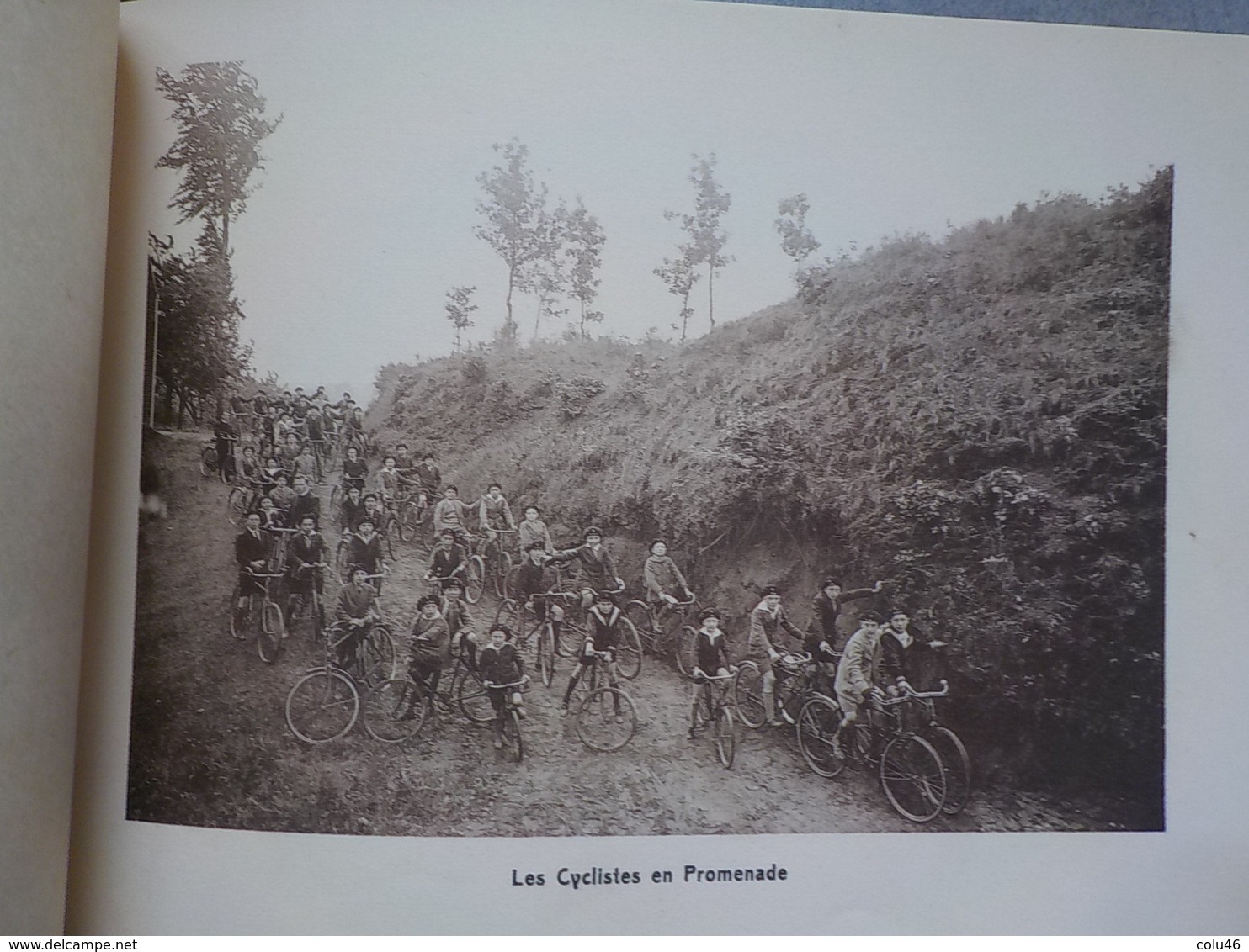 1927-28 Alsemberg Palmarès Pensionnat Saint-Victor nombreuses photos 93 pages école étudiants enseignement Beersel