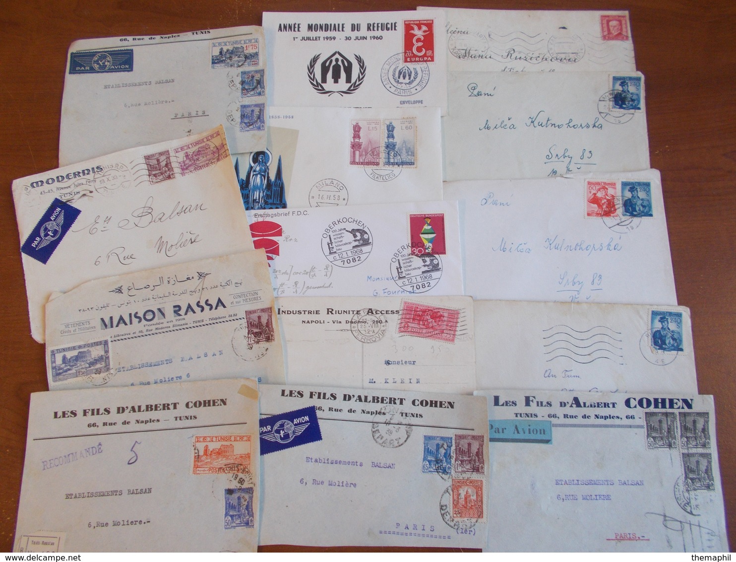 lot n° 595  MONDE  une autre archive de plus de 500 lettres