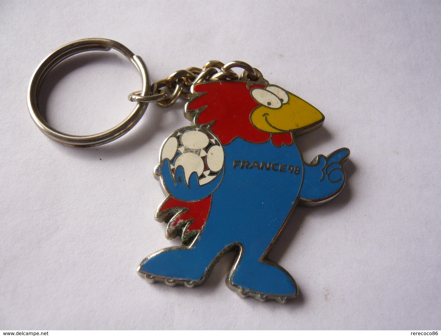 Porte Clefs COUPE DU MONDE 98 En L Etat - Porte-clefs