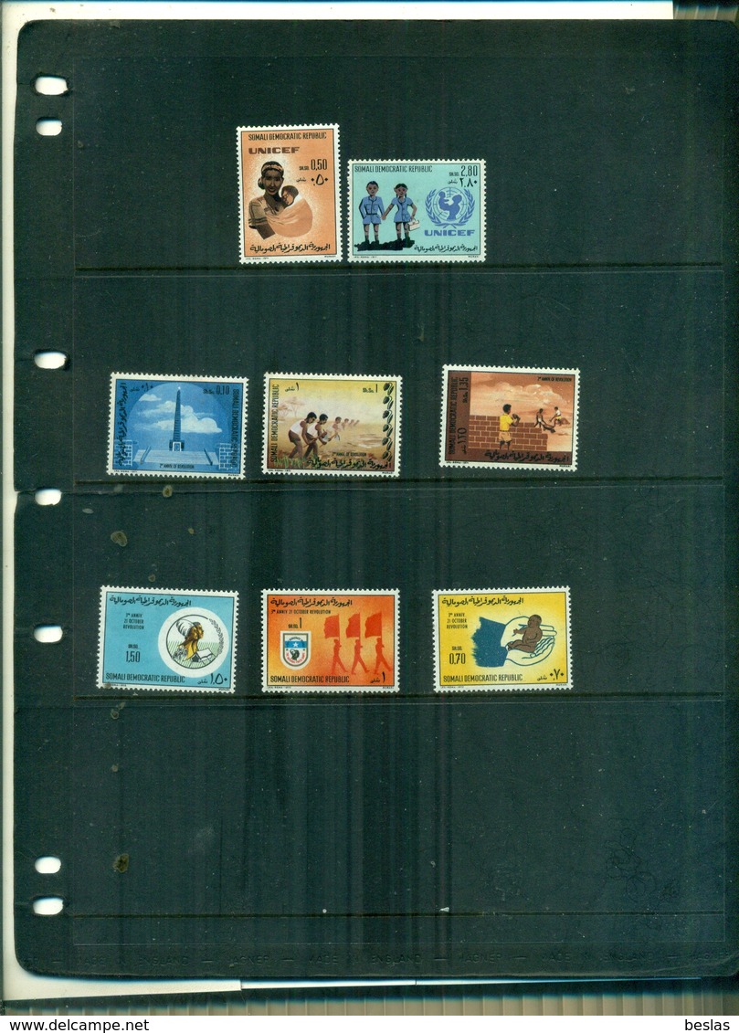 SOMALIA 2-3 REVOLUTION DU 21 OCTOBRE -XXV UNICEF 8 VAL NEUFS A PARTIR DE 0.90 EUROS - Somalië (1960-...)