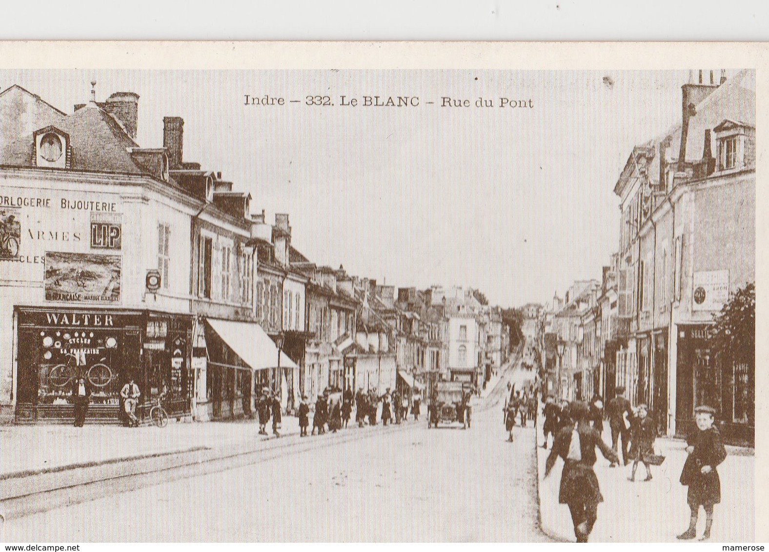 LE BLANC (36). Rue Du Pont, Animée. Voiture, Magasin: Horlogerie-Armes-Cycles: Walter. La Belle Epoque En Berry - Le Blanc