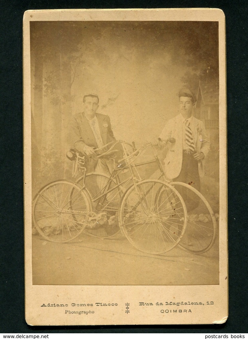 2 CICLISTAS Bicicletas (Antonio Justino Da Costa Praça). Fotografo: ADRIANO GOMES TINOCO / COIMBRA PORTUGAL - Anciennes (Av. 1900)