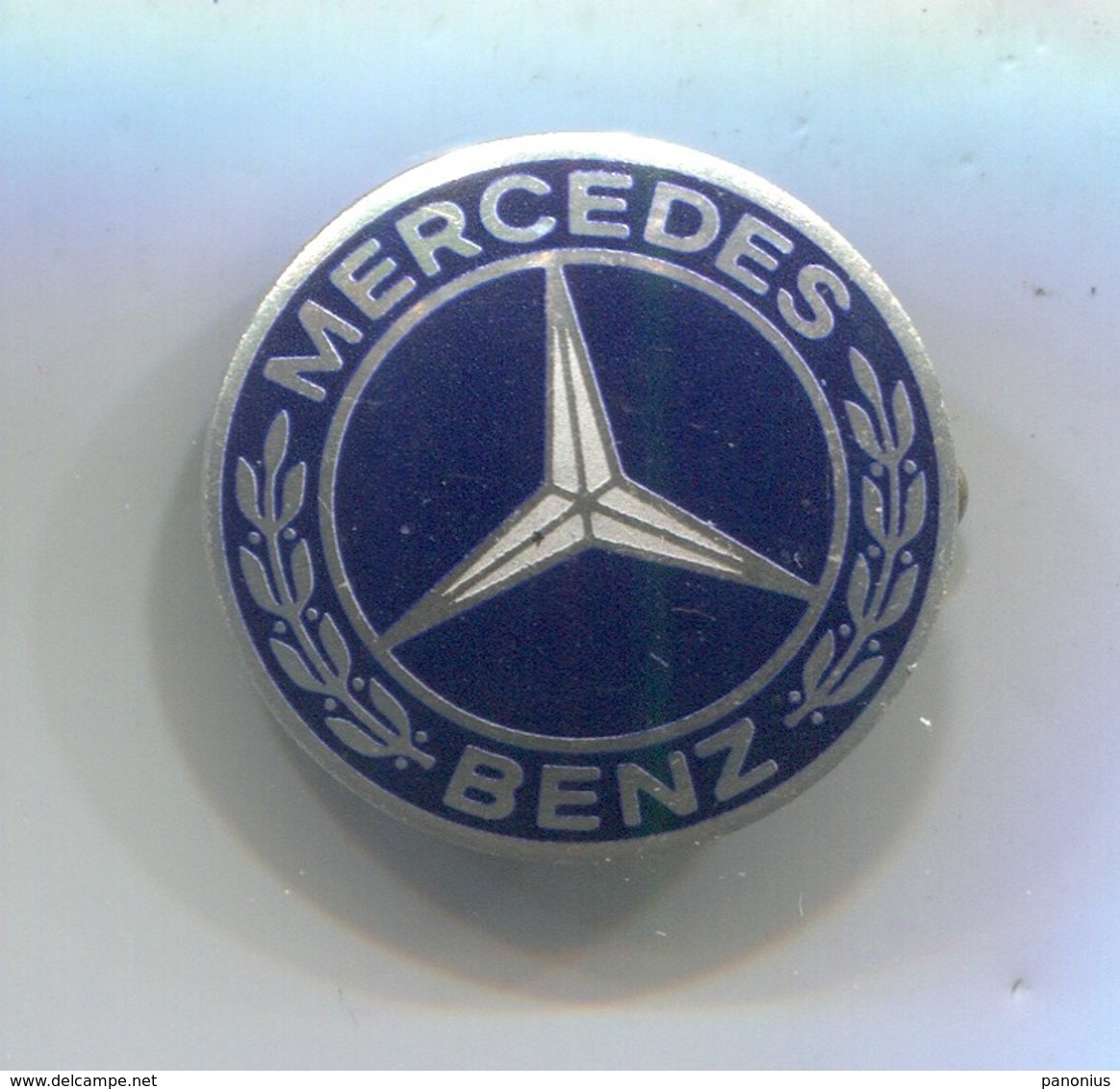 MERCEDES BENZ  -  Car, Auto, Automotive, Vintage Pin, Badge, Abzeichen - Mercedes