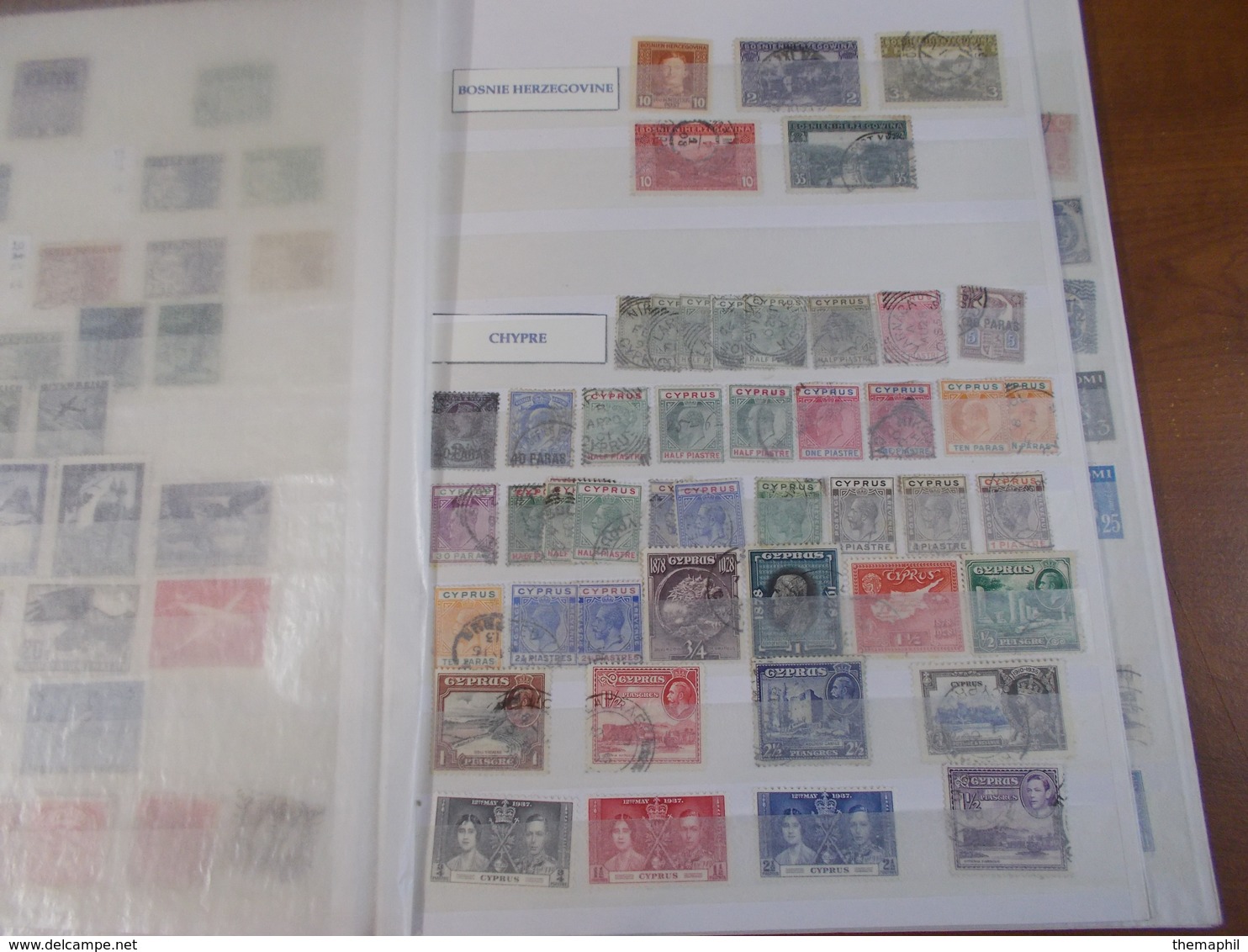 lot n° 591  EUROPE un classeur pays divers autriche , grece danemark etc  .. neufs ou obl.