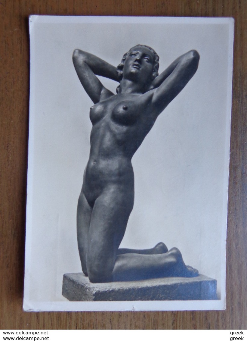 70 kaarten met NAAKT-NUDE-NAKED (standbeelden, sculpturen) zie enkele foto's