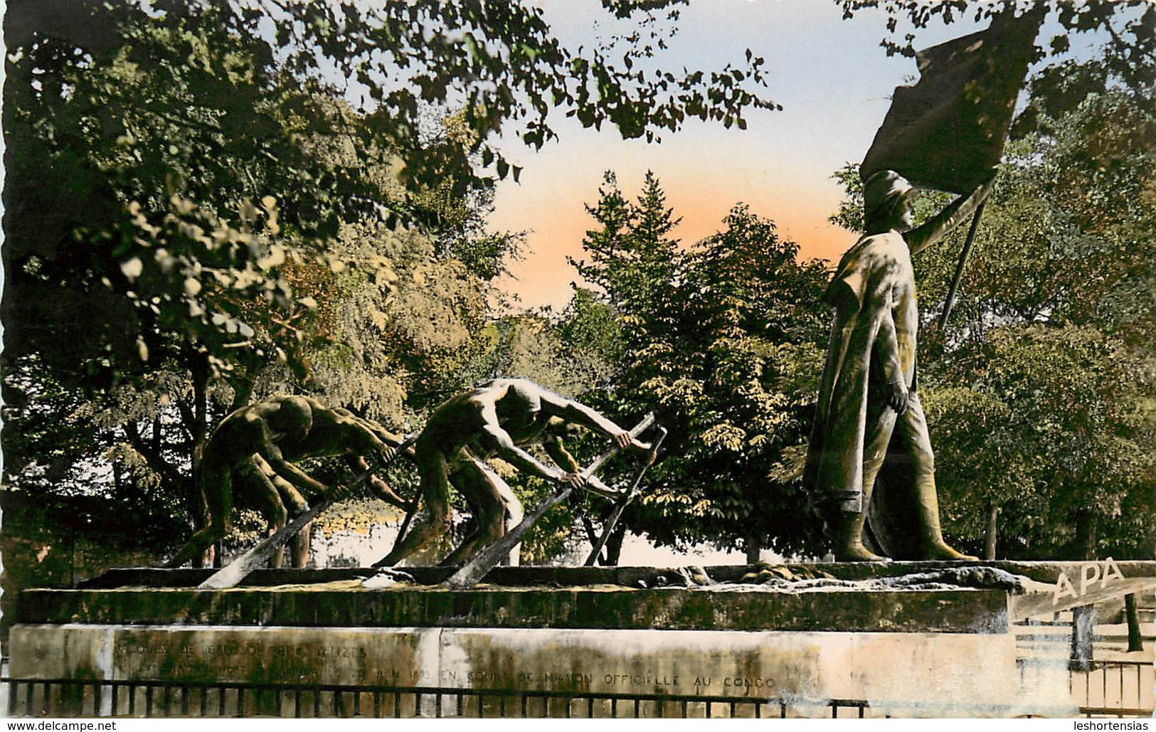 UZES MONUMENT JACQUES DE CRUSSOL - Uzès