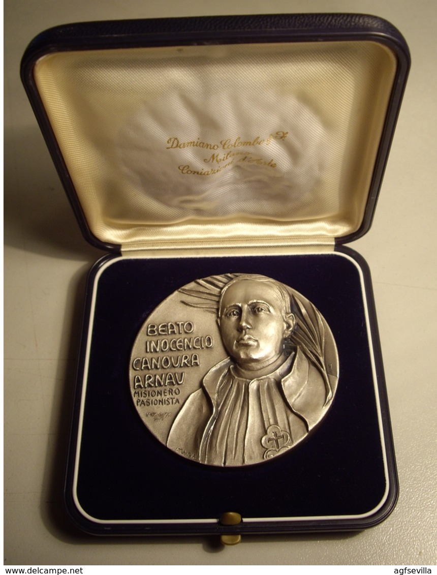 MEDALLA BEATIFICACIÓN INOCENCIO CANOURA ARNAU. MISIONERO Y MÁRTIR PASIONISTA. 1.990. C/CAJA. ESPAGNE. SPAIN MEDAL - Firma's