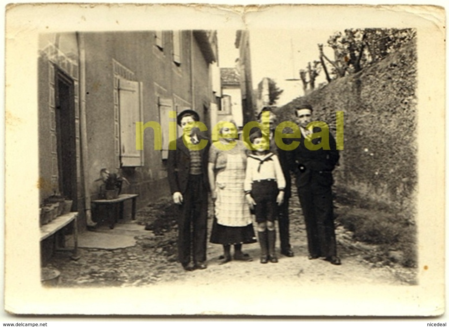 Ancienne Photo Extérieur Argentique N&B Amateur Groupe Famille NOGARO 32110 Gers 32 Instantané Tirage 9x6 Papier 1939 - Personnes Anonymes