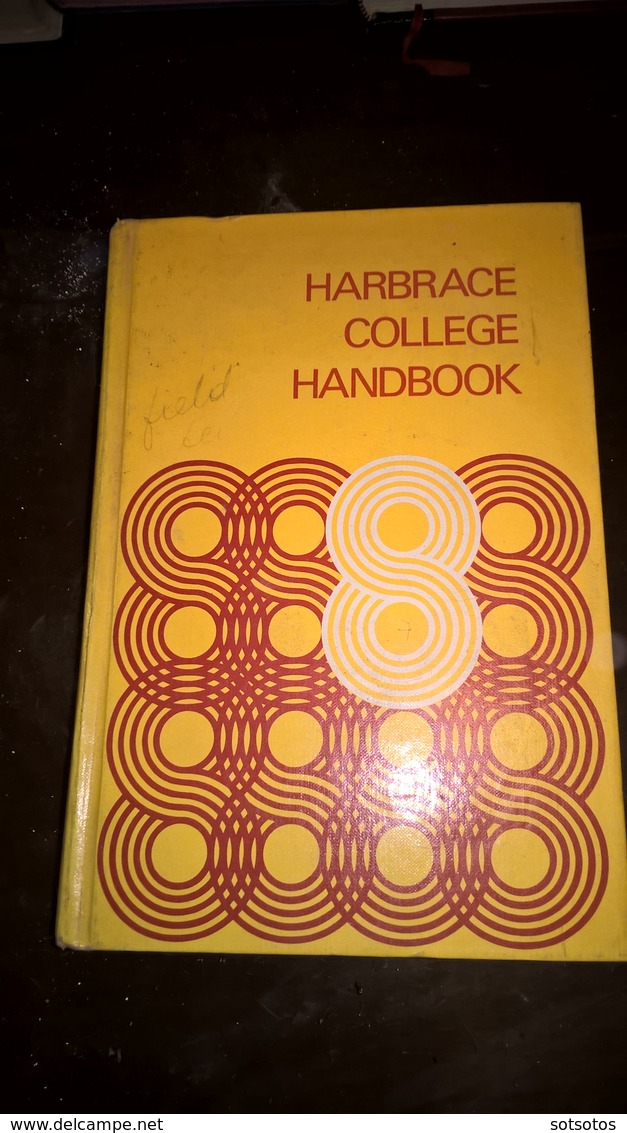 HARBRAGE COLLEGE HANDBOOK, USA (19771)  - 480 Pages - In Very Good Condition - Wörterbücher