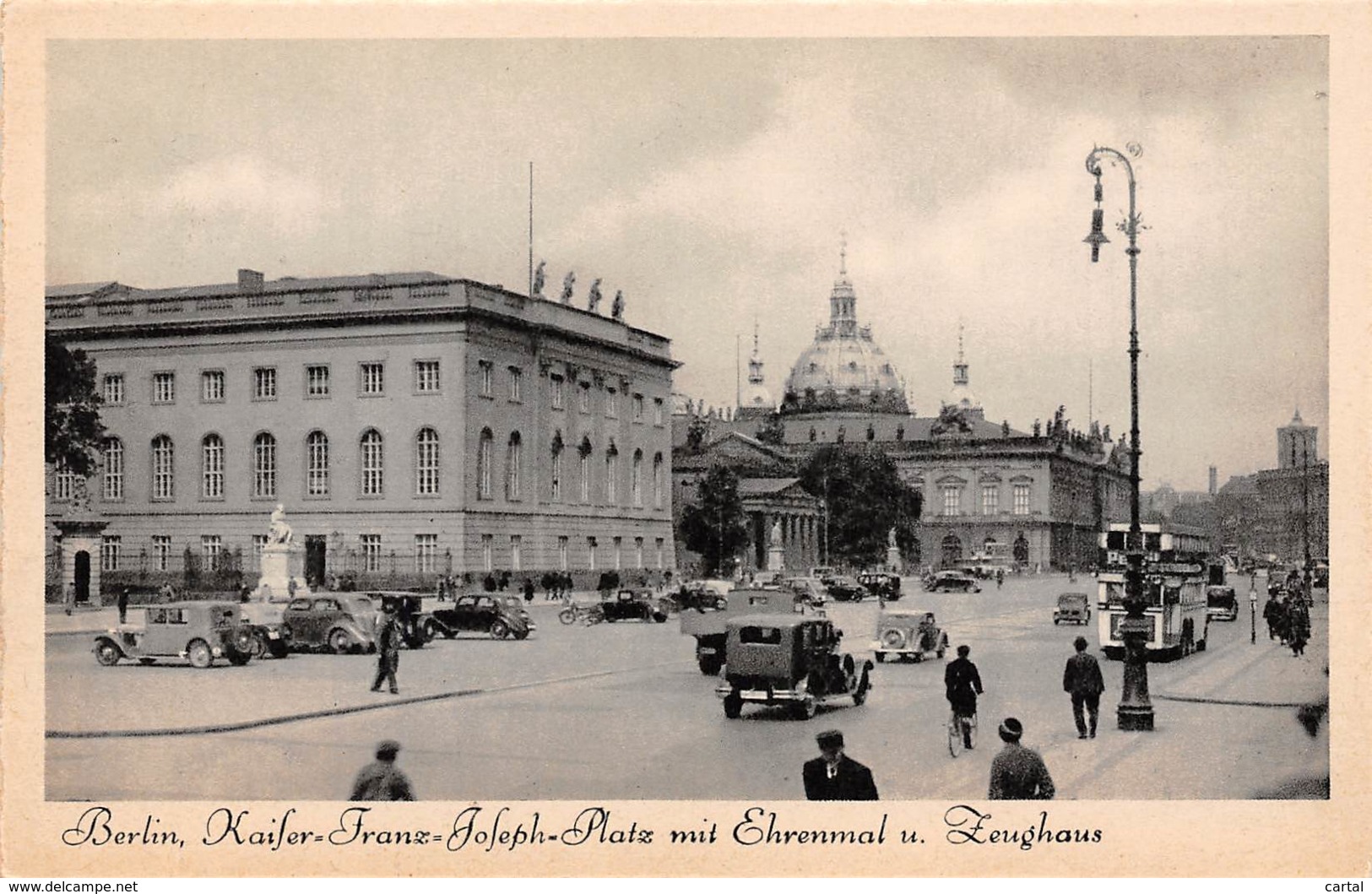 BERLIN - Kaifer-Franz-Joseph-Platz Mit Ehrenmal U. Zeughaus - Sonstige & Ohne Zuordnung