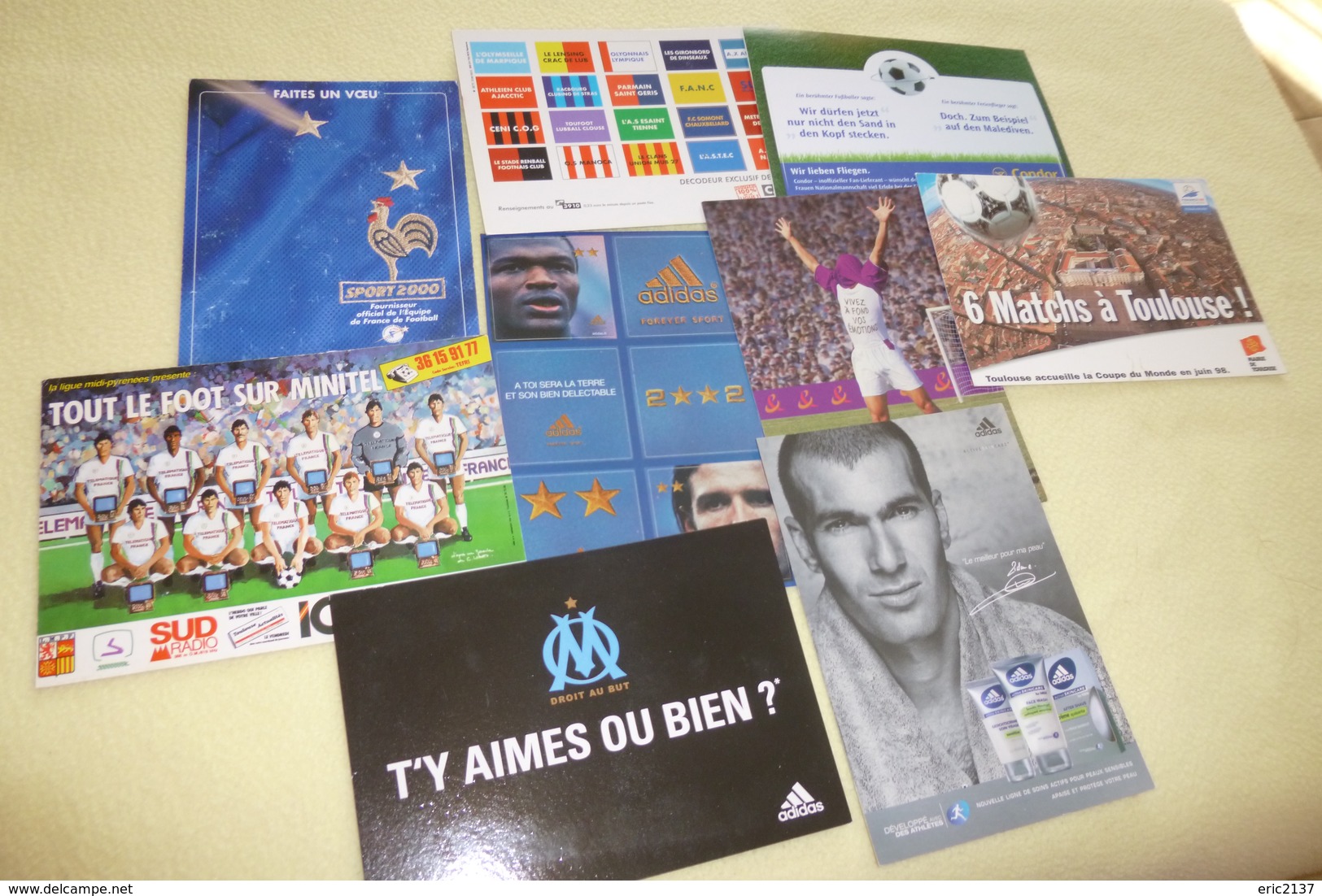 LOT DE 9 CARTES PUBLICITE FOOTBALL ...EQUIPE DE FRANCE...ZIDANE ..OM....ETC - 5 - 99 Cartes