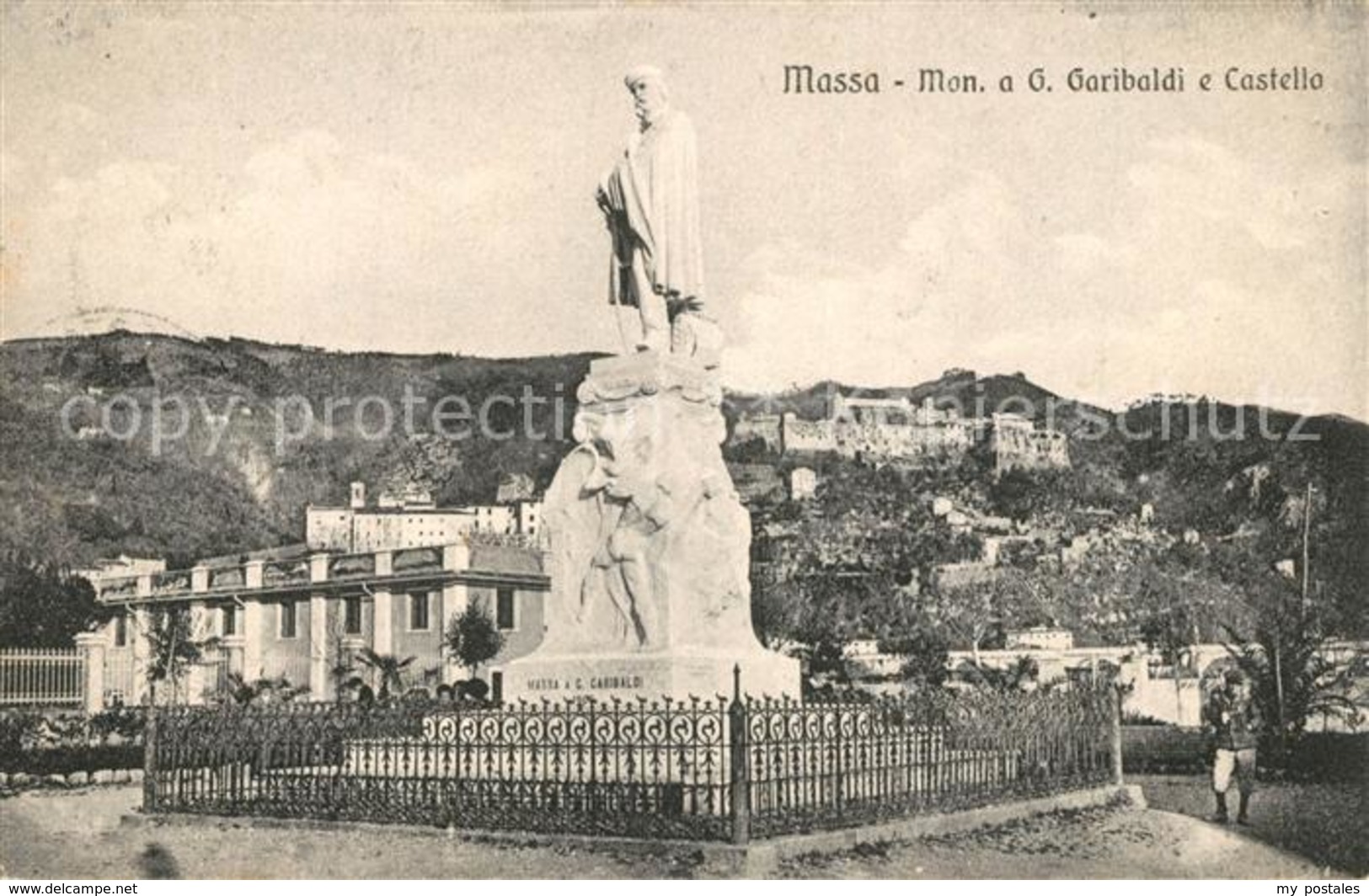 13322722 Massa Monument Garibaldi Castello Massa - Andere & Zonder Classificatie