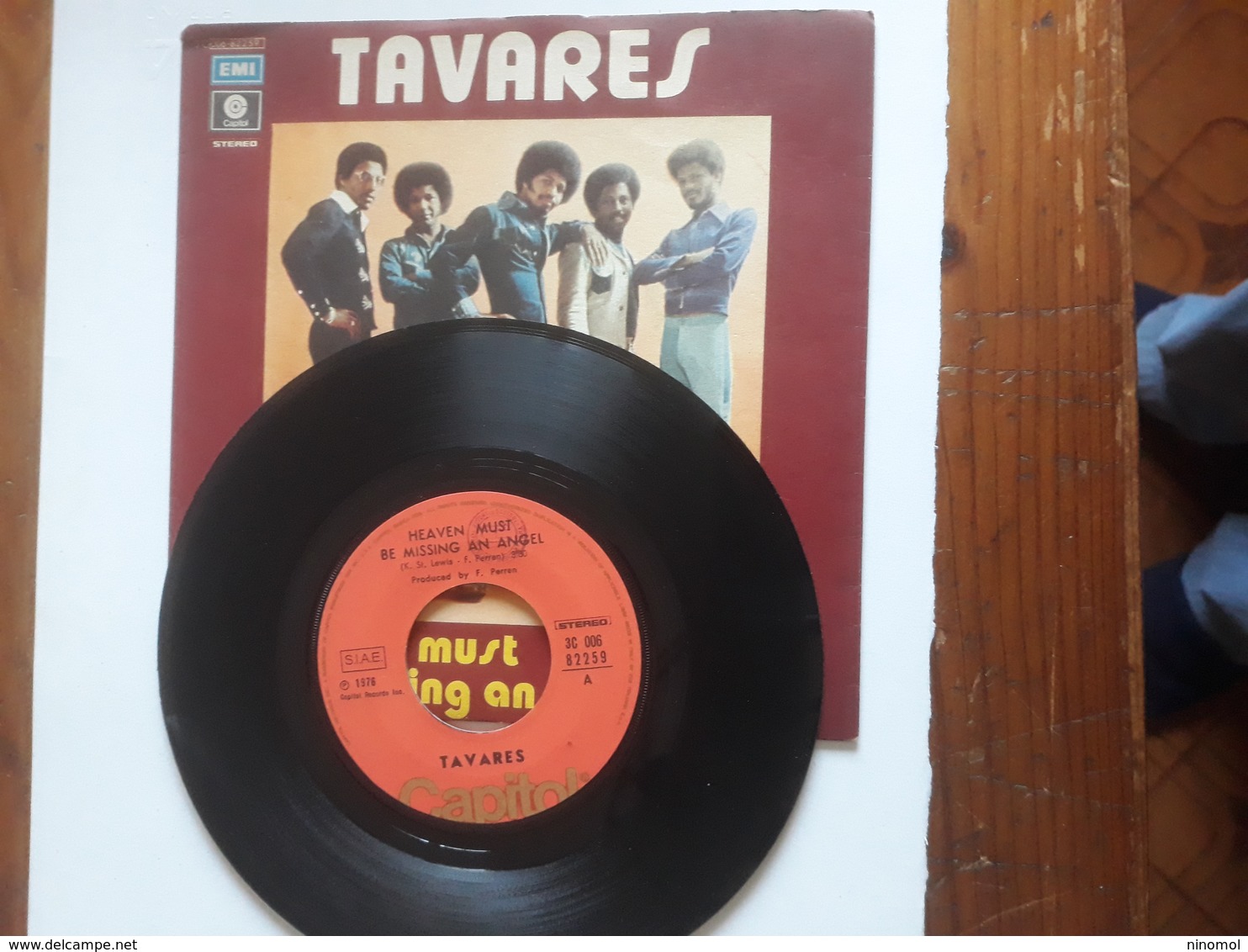 Tavares  -  1976. Capitol - 3C 006 B 2259 - Rock