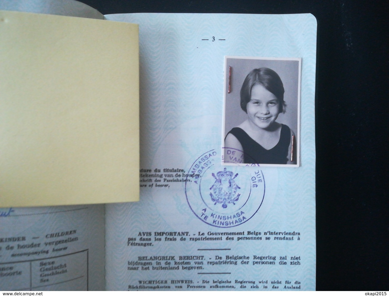 VISA RÉPUBLIQUE DÉMOCRATIQUE DU CONGO DANS VIEUX PASSEPORT PASSPORT REISEPASS BELGIQUE 2 TIMBRES  FISCAUX CACHETS 1969 - Documents Historiques