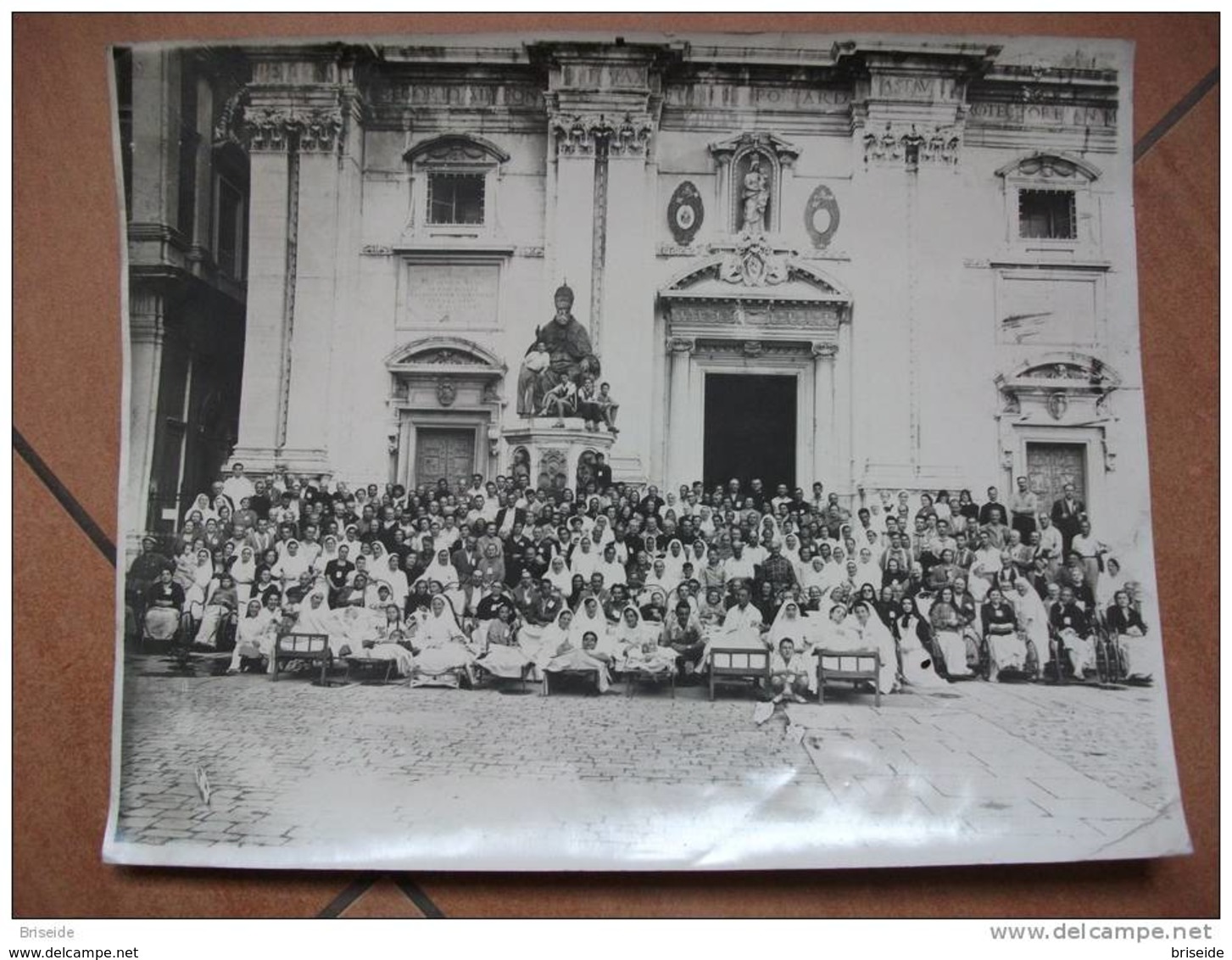 LORETO PELLEGRINI DAVANTI ALLA BASILICA  FOTOGRAFIA  CM.29X23  ANNI  '30/'40 - Luoghi