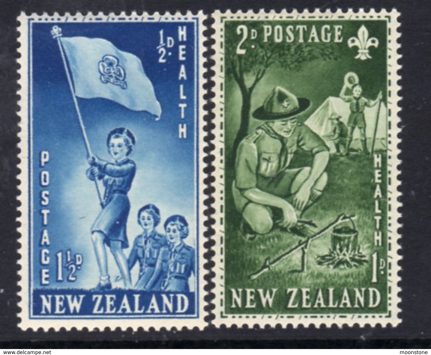 New Zealand 1953 Health Stamps Set Of 2, Hinged Mint, SG 719/20 - Unused Stamps