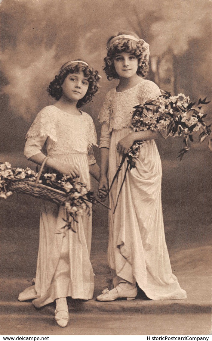 PRETTY YOUNG GIRLS IN LONG ORNATE DRESSES-HEADBANDS-HOLDING FLOWERS-1916 PHOTO POSTCARD 40240 - Altri & Non Classificati