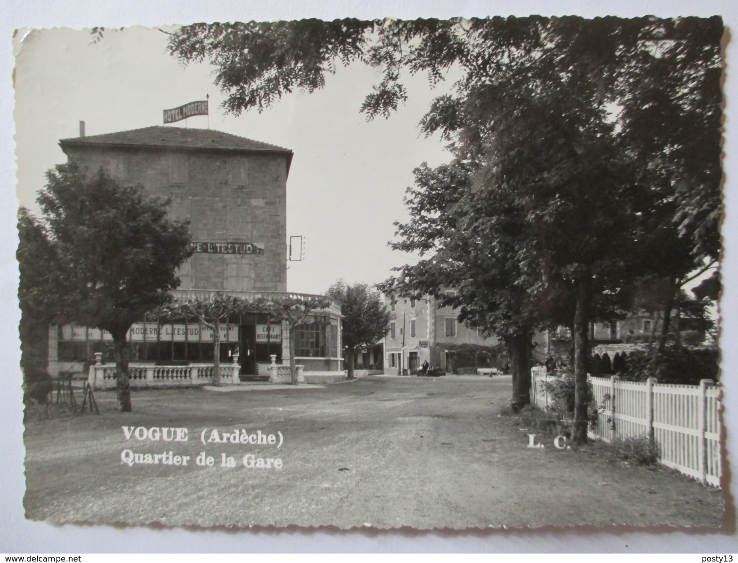 VOGUE  (07 ) - Quartier De La Gare - 1958 - Cpsm 10 X 15 Dentelée - TBE - Altri & Non Classificati