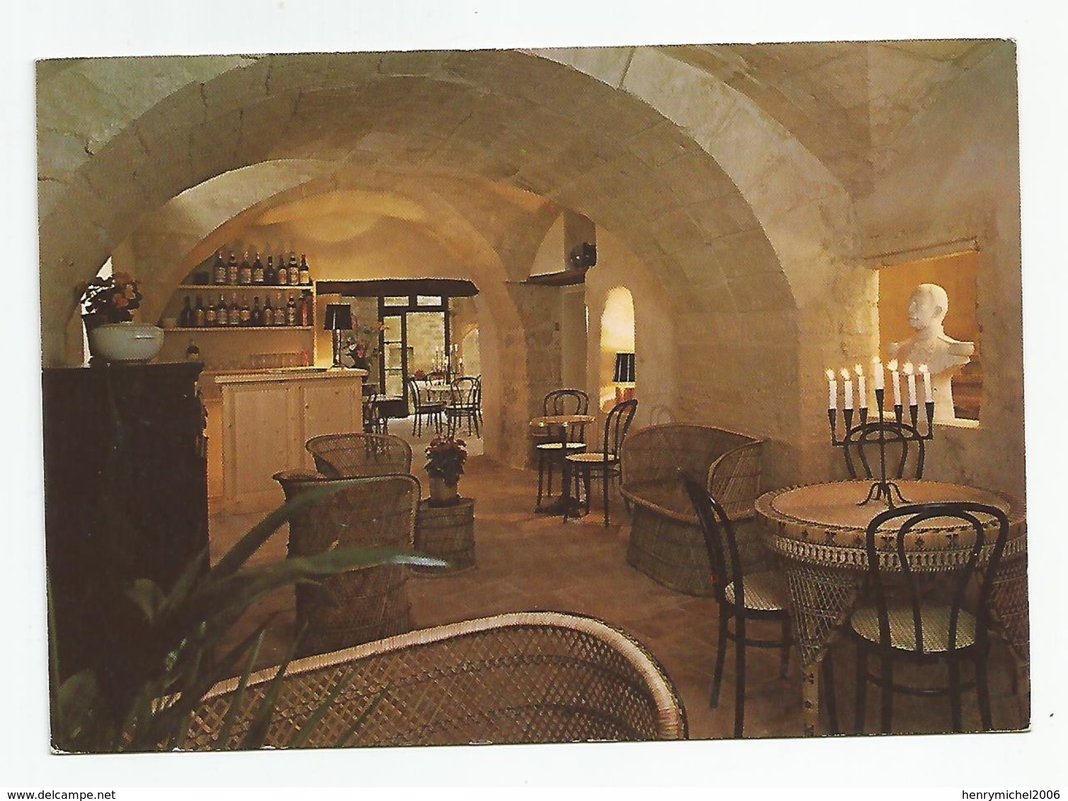 30 Gard - Uzès Hotel D'entraigues Place De L'évéché 8 Rue De La Calade - Uzès