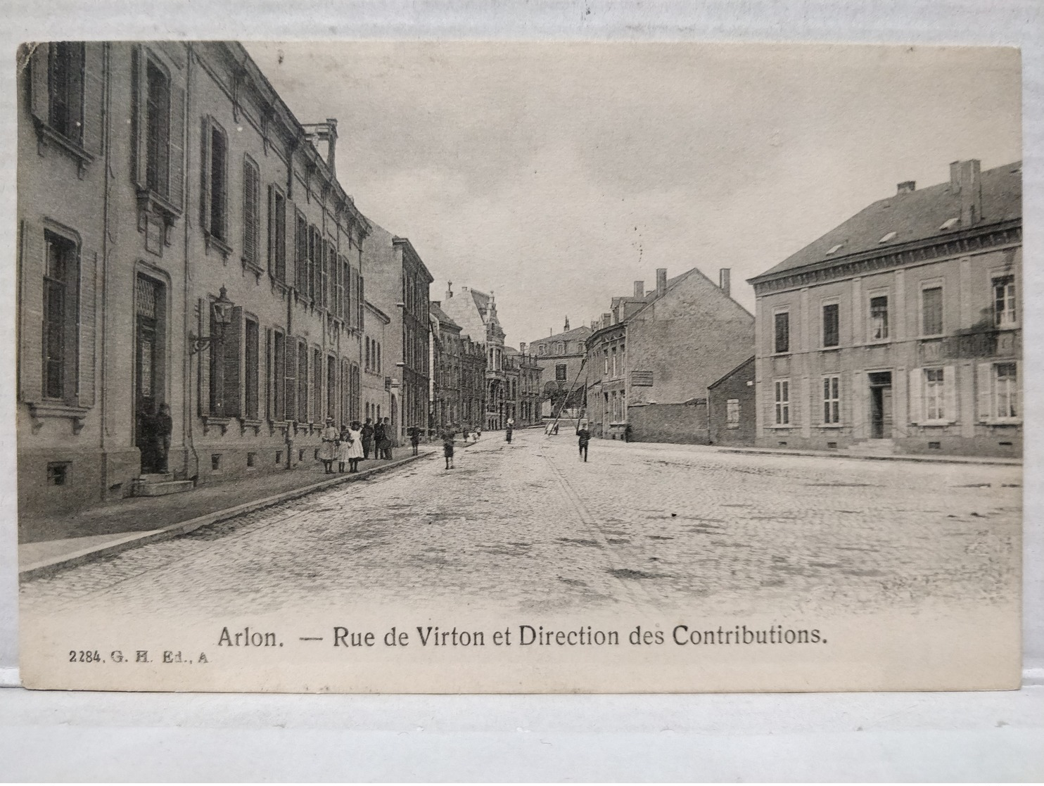 RARE. Arlon. Rue De Virton Et Direction Des Contributions - Aarlen