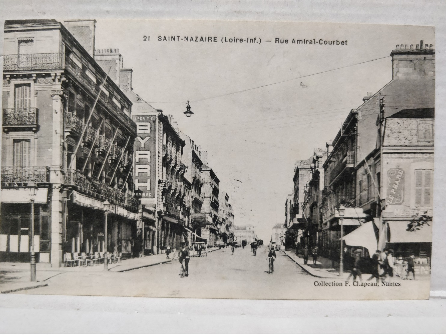 Saint-Nazaire. Rue Amiral-Courbet. Pub Byrrh - Saint Nazaire