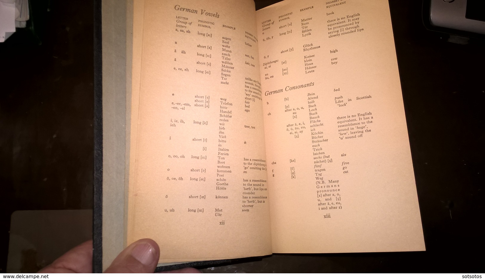 ENGLISH-GERMAN  GERMAN-ENGLISH DICTIONARY: J. KLARK - Ed. COLLINS (London 1969) - Half Leather Bound  - 526 Pages - Dictionnaires