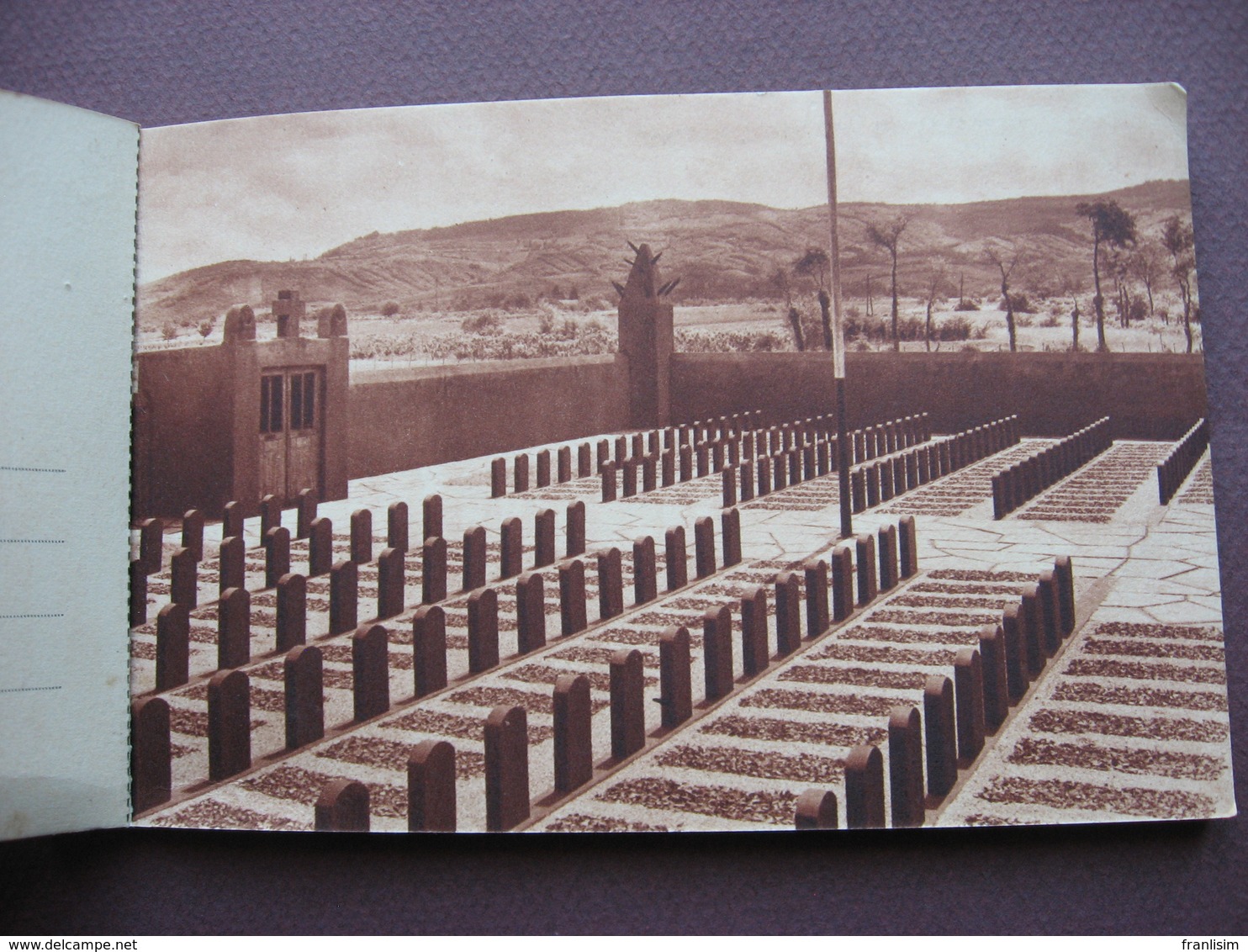 Lot 12 CPSM Carnet Album TATA SENEGALAIS De CHASSENAY 69 Guerre 1939 1940 Régiment Tirailleurs Cérémonie Militaire - War Cemeteries