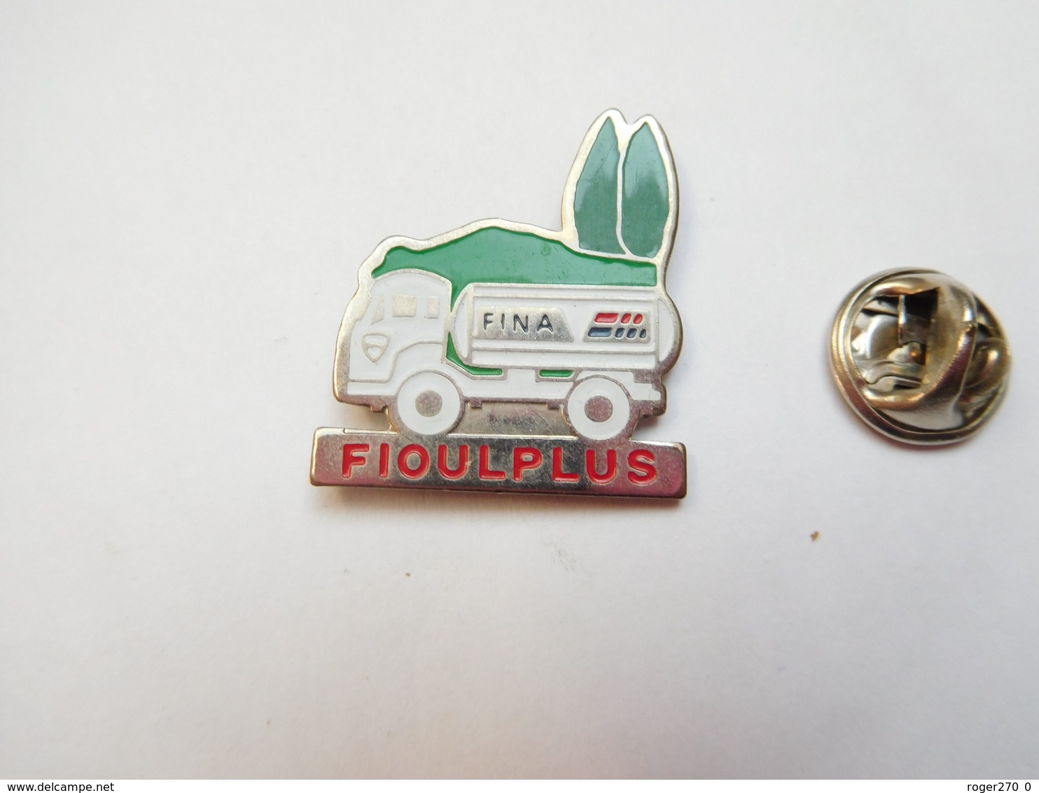 Beau Pin's , Transport Camion Citerne , Fuel Fioul Plus Fina - Transport Und Verkehr