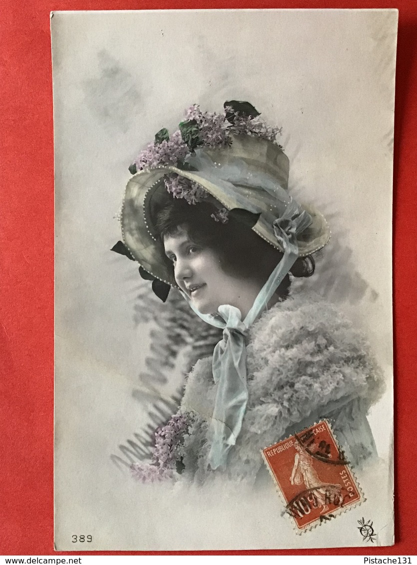1910 - VROUW MET HOED EN PELS - FEMME - CHAPEAU - FOURRURE - Femmes