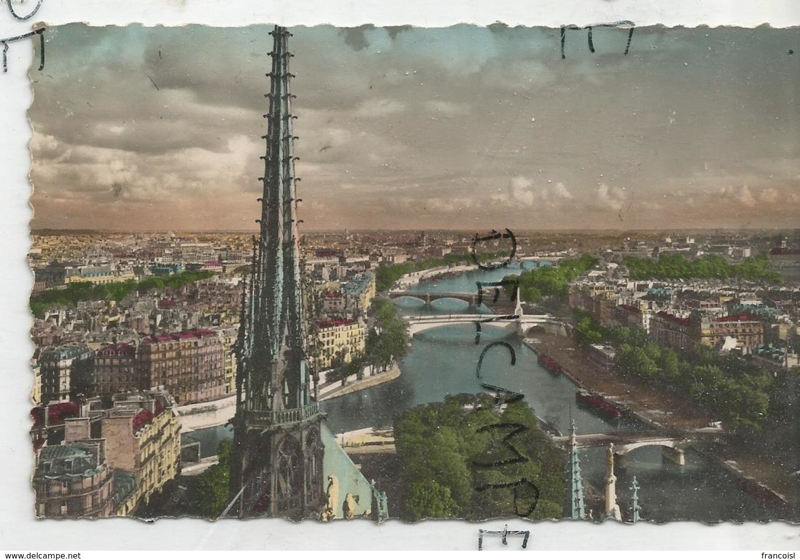 Notre-Dame De Paris. La Cathédrale. La Flèche. Panorama Vu Du Haut De Notre-Dame. - Notre-Dame De Paris