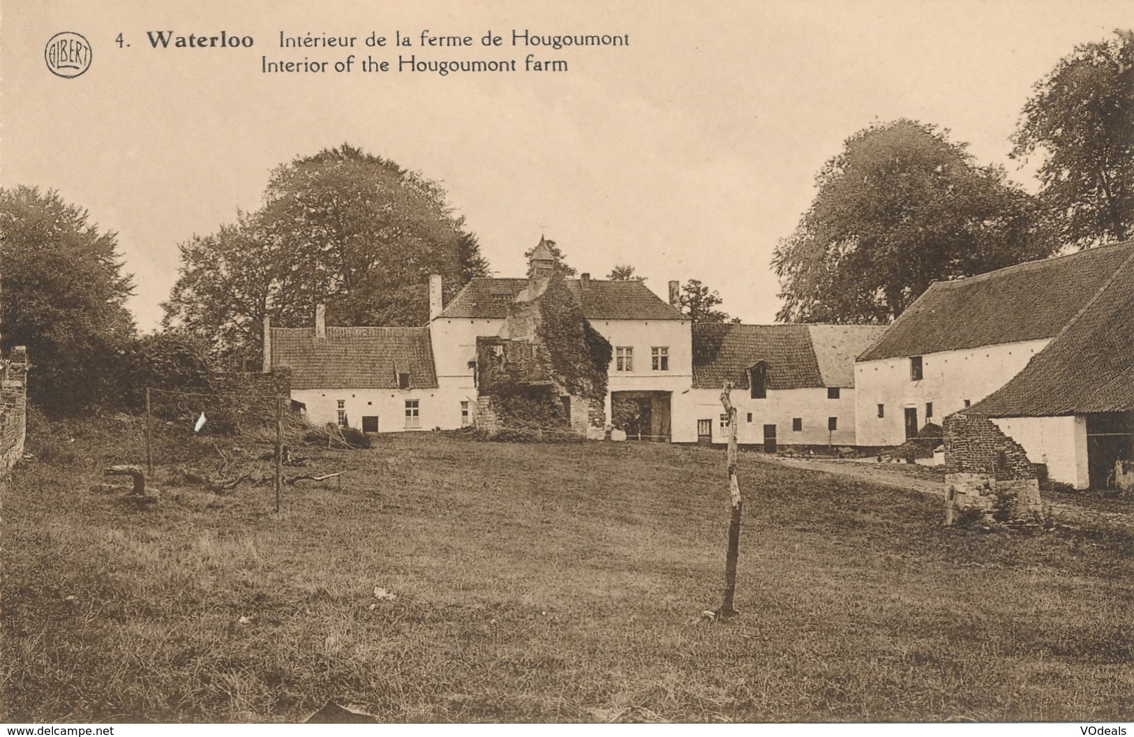 CPA - Belgique - Waterloo - Intérieur De La Ferme De Hougoumont - Waterloo