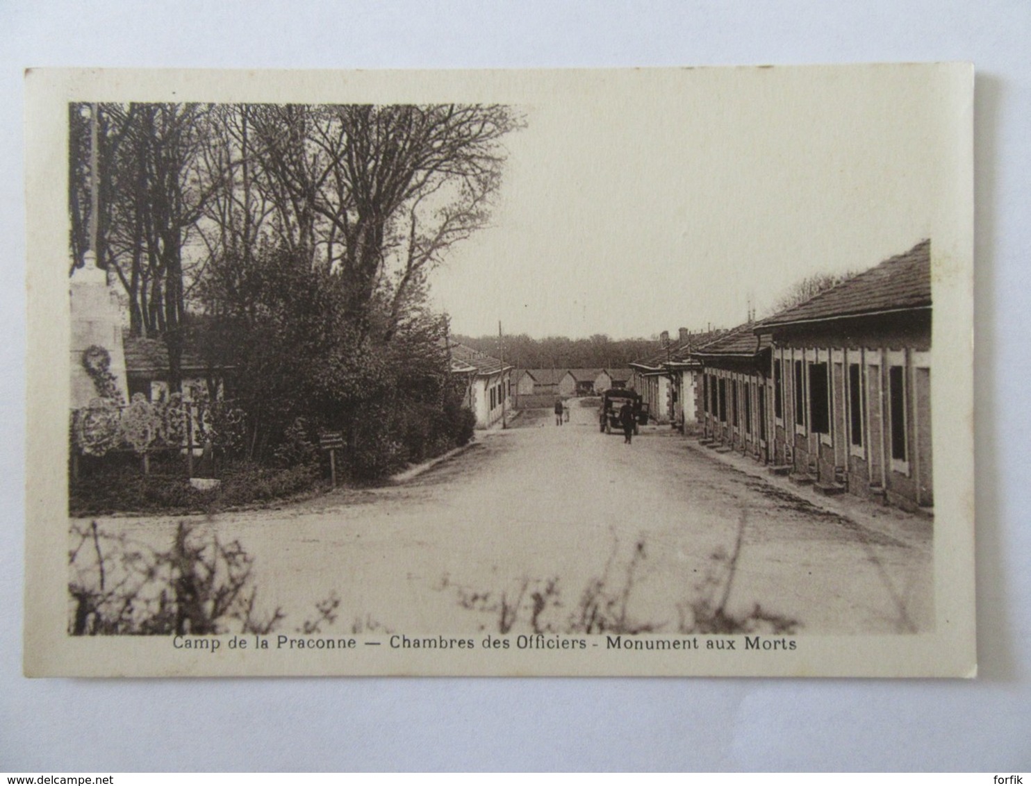 Carte Militaire - Camp De La Braconne (Praconne Erreur) - Chambres Des Officiers - Monument Aux Morts - Carte Animée - Casernes