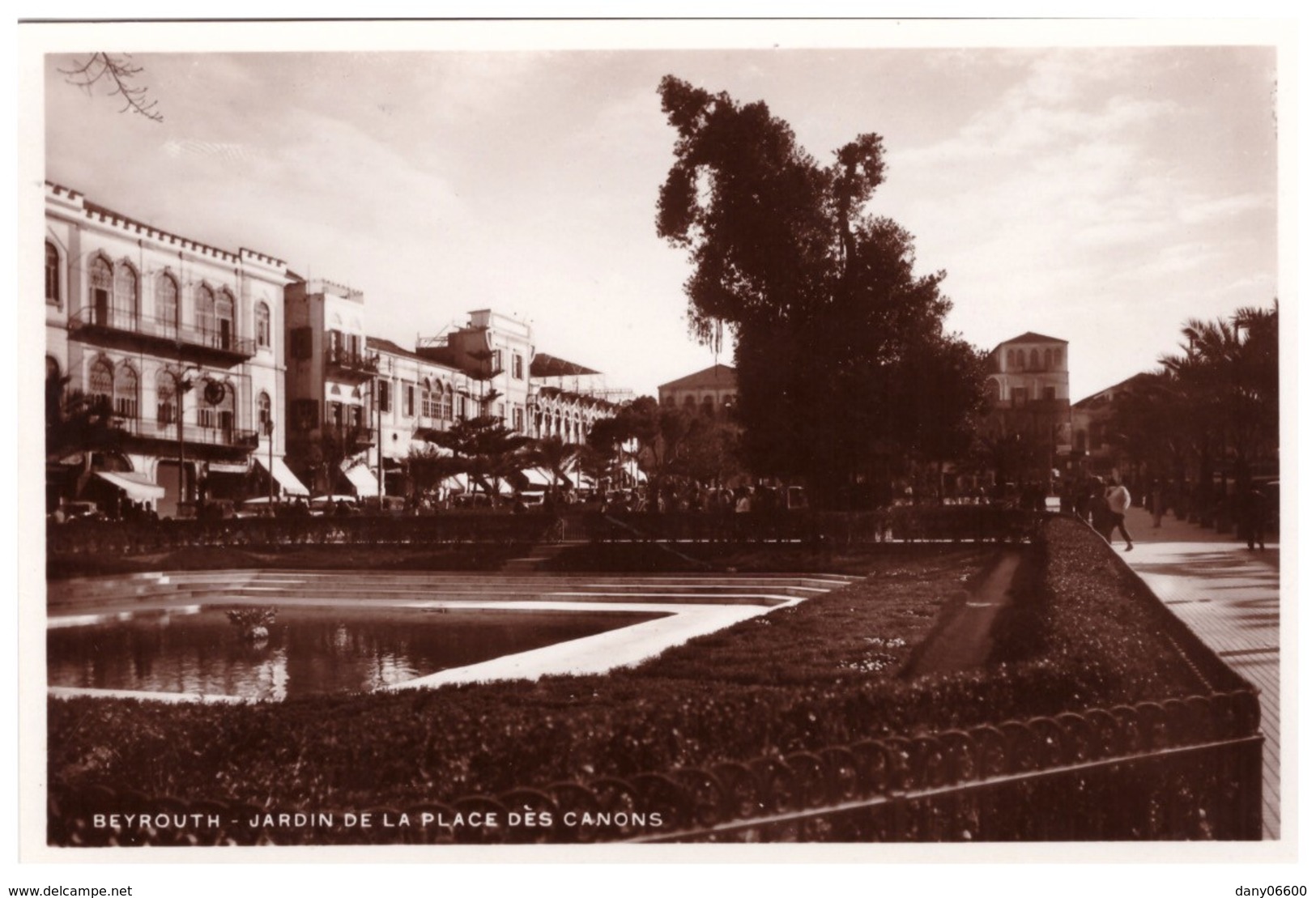 LIBAN - BEYROUTH - Jardin De La Place Des Canons   (carte Photo Animée) - Liban