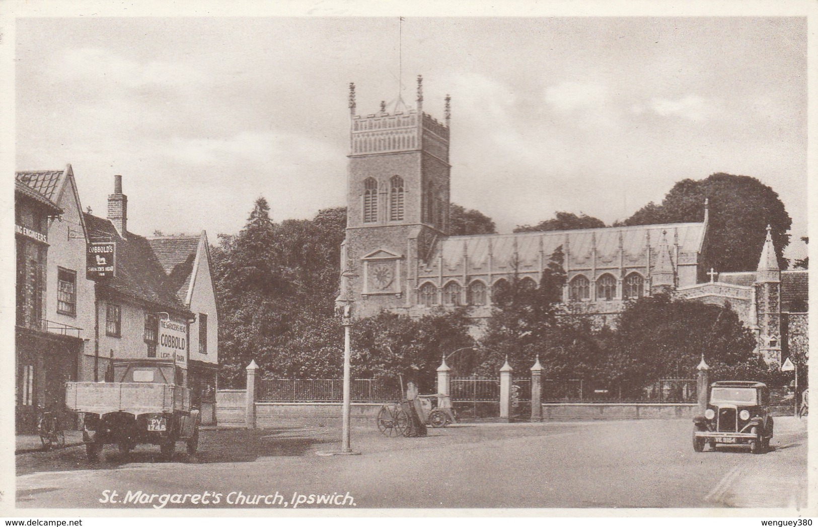 IPSWICH      St. Margaret Church   .. Avec Magasins - Ipswich