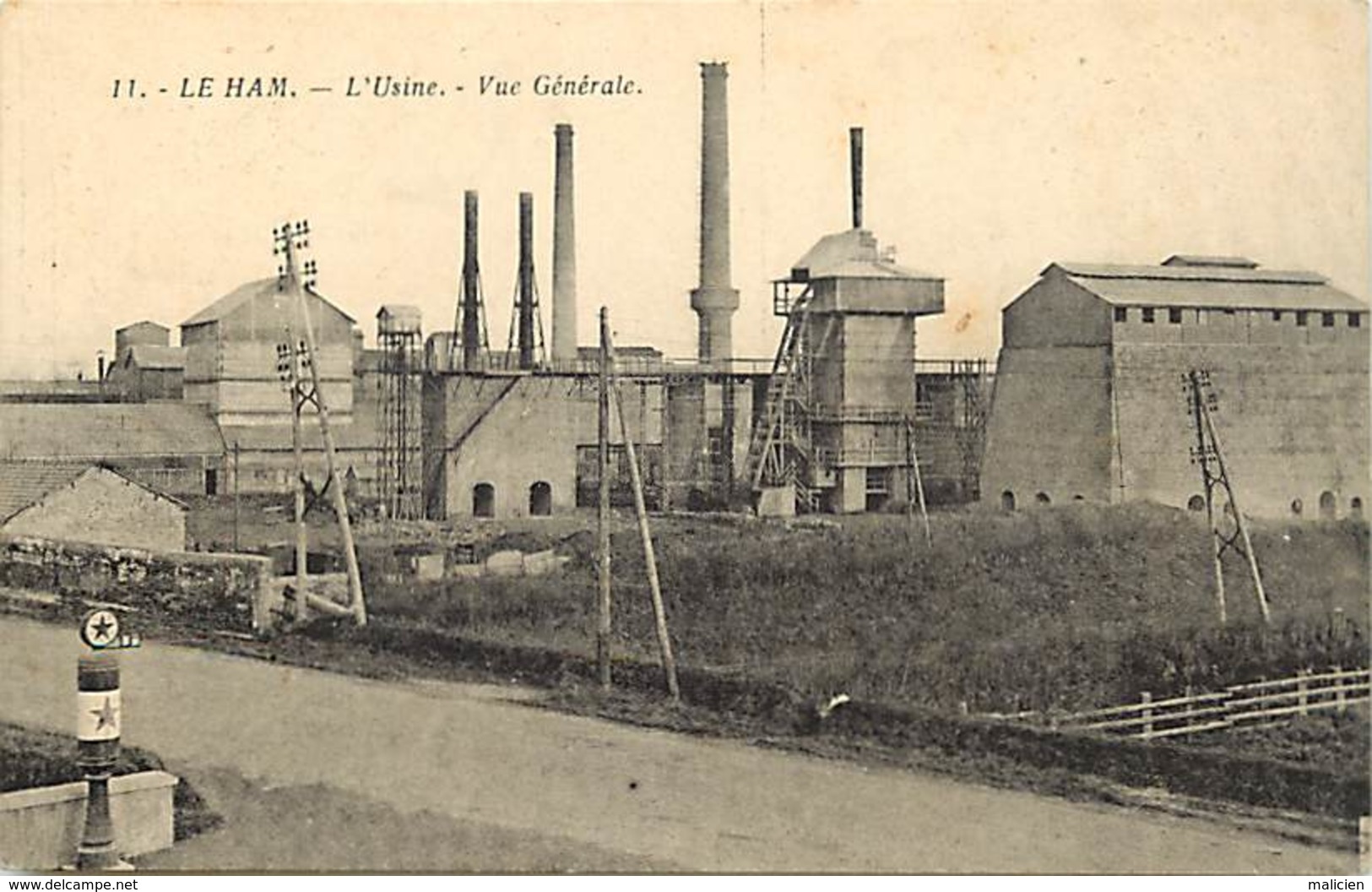 -dpts Div. -ref-AH620- Manche - Le Ham - L Usine - Vue Generale - Usines - Industrie - Carte Bon Etat - - Barfleur