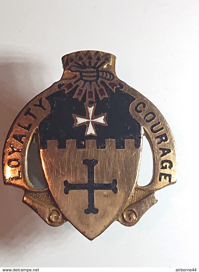 WW2 US Army - Insignes De Col (Crest) 5th Cavalry "LOYALTY COURAGE" - USA