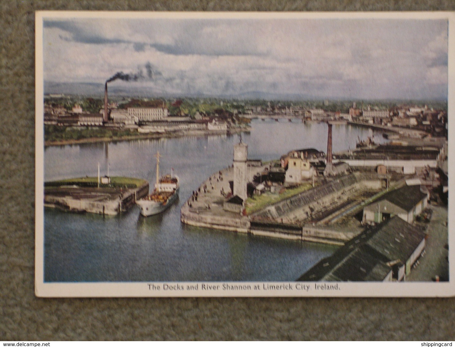 DOCKS AND RIVER SHANNON AT LIMERICK - Cargos