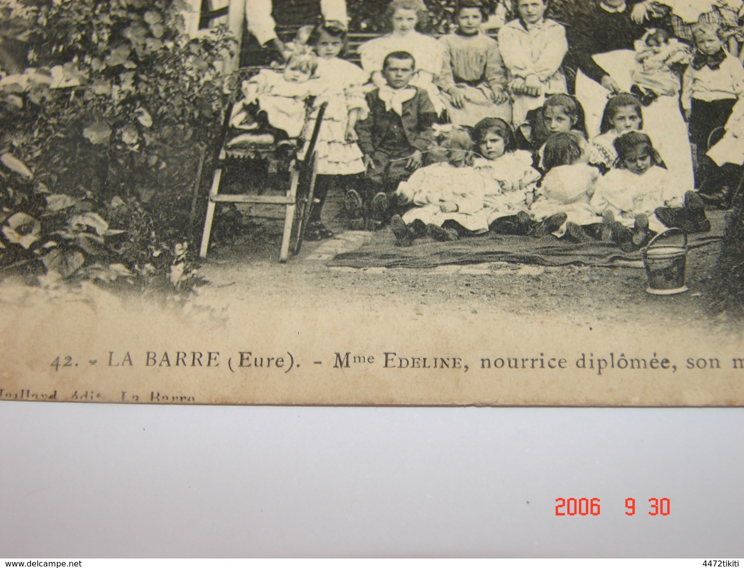 C.P.A.- La Barre (27) - Mme Edeline Nourrice Diplômée ,son Mari Avec Quelques Uns Des 56 Nourrissons - 1910 - SUP (BE67) - Autres & Non Classés