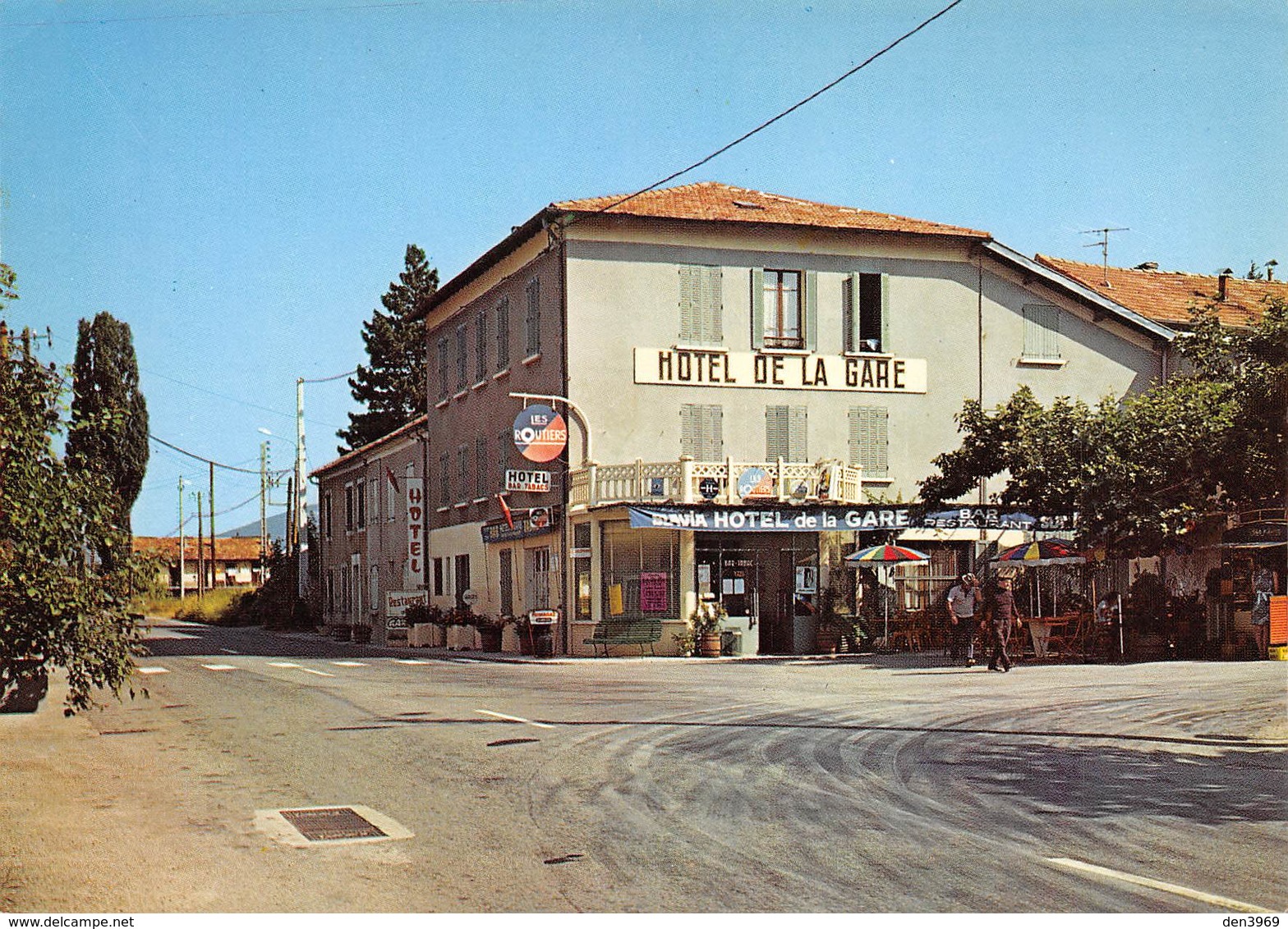 EYGIANS - Hôtel-Bar-Restaurant De La Gare, Route Nationale 75 - Autres & Non Classés