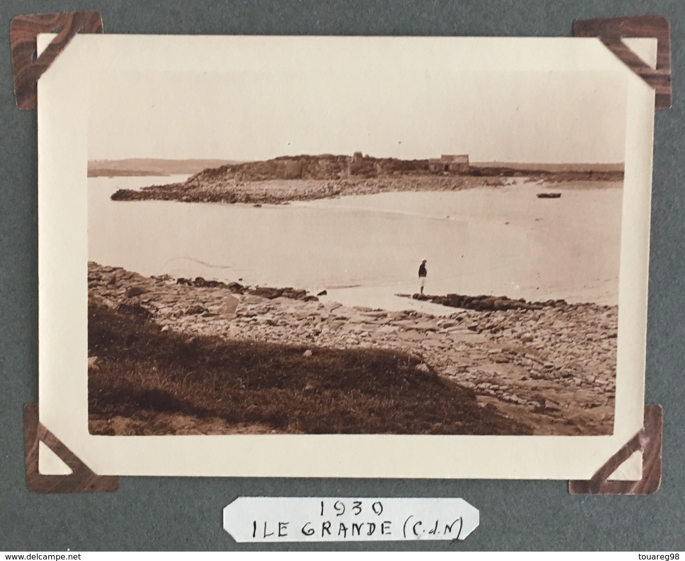 Lot De 8 Photos. île Grande. Maison. Plage. Vagues. - Lieux