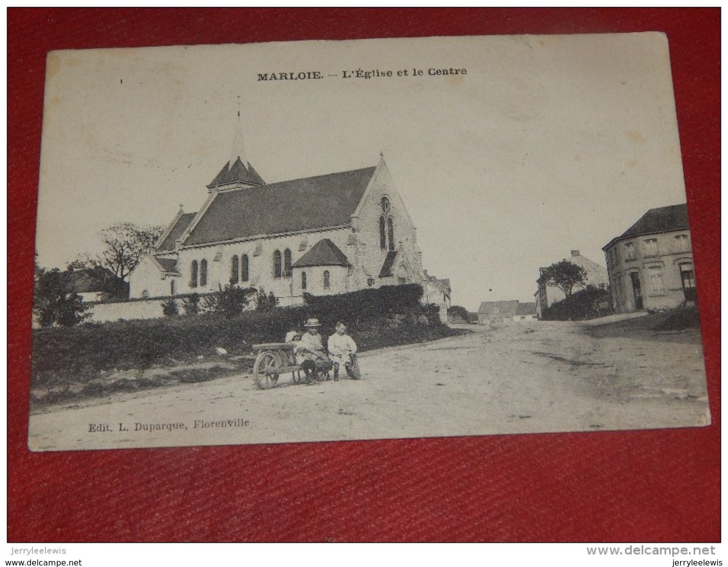 MARLOIE  -  L' Eglise  Et Le Centre       -  1909   - - Marche-en-Famenne