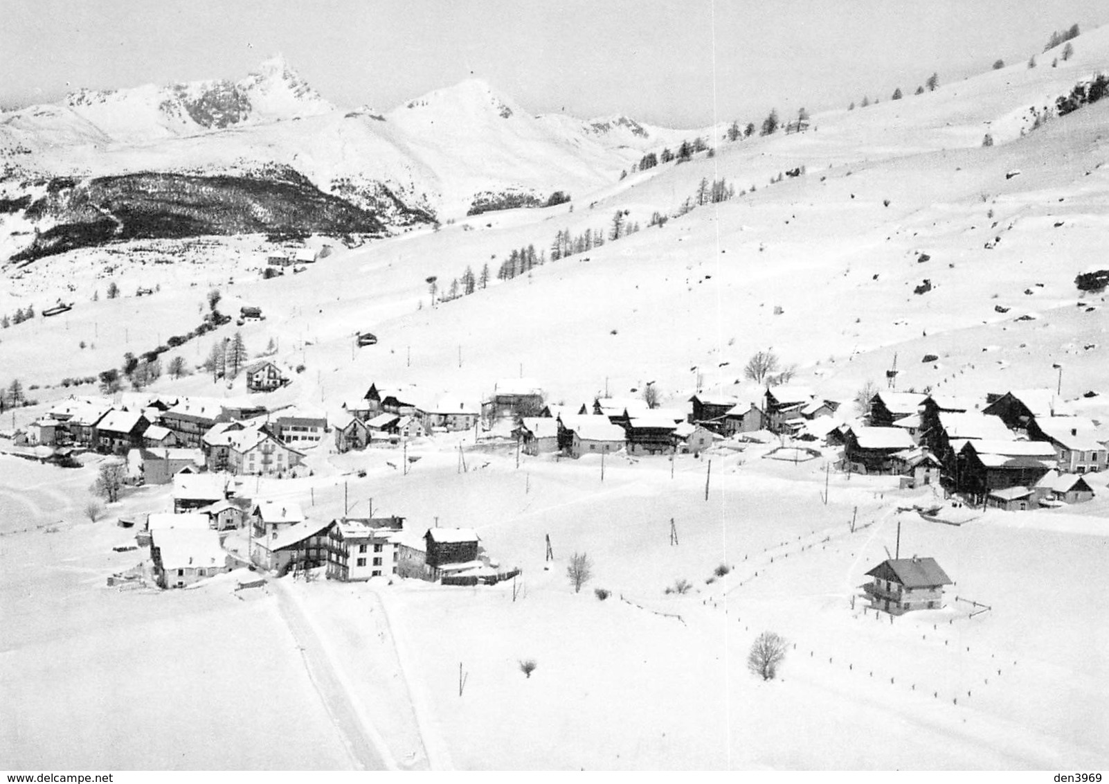 MOLINES-en-QUEYRAS - Vue Générale Et Le Pic De Rochebrune - Autres & Non Classés