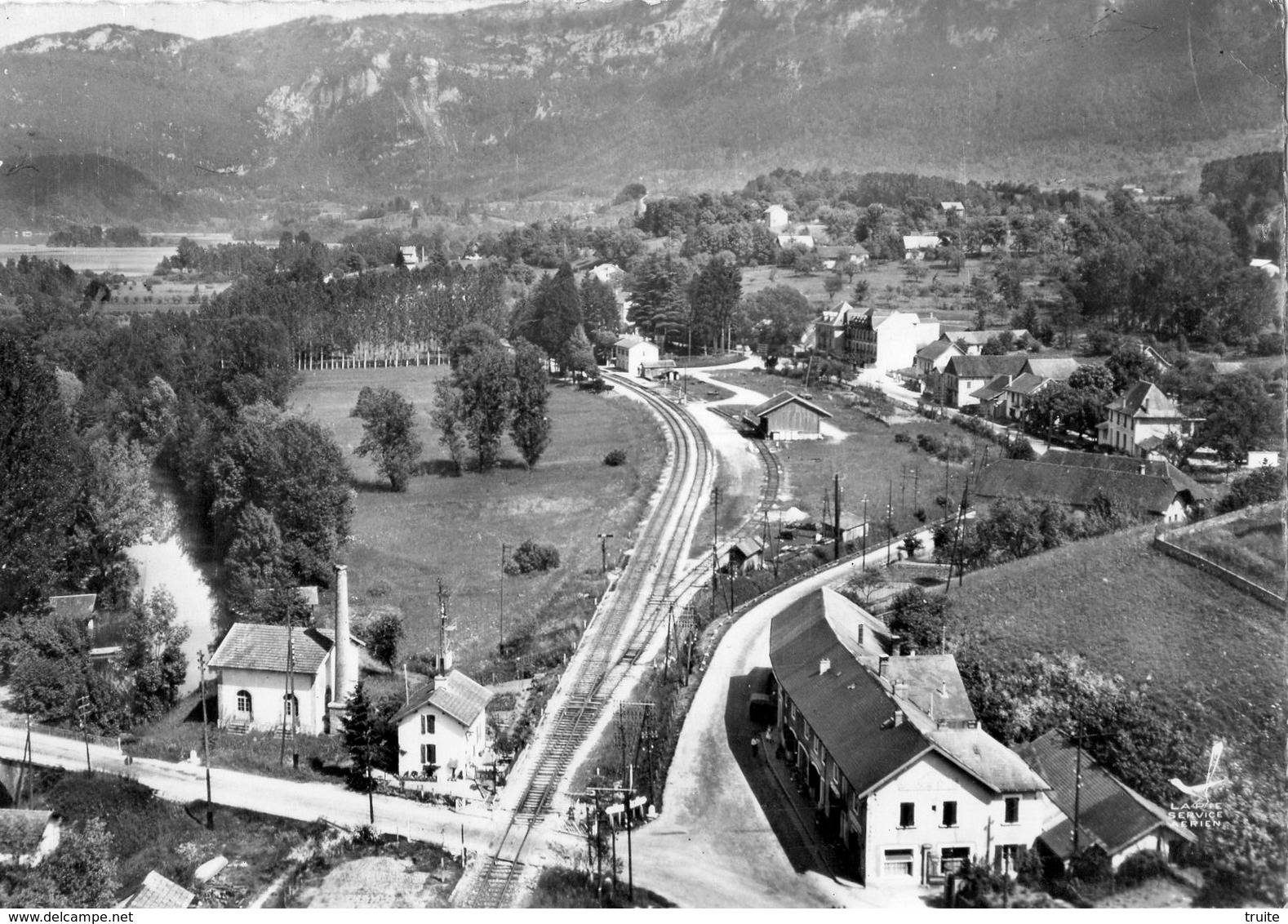 LEPIN-LE-LAC LA GARE ET LE LAC VUE AERIENNE - Altri & Non Classificati