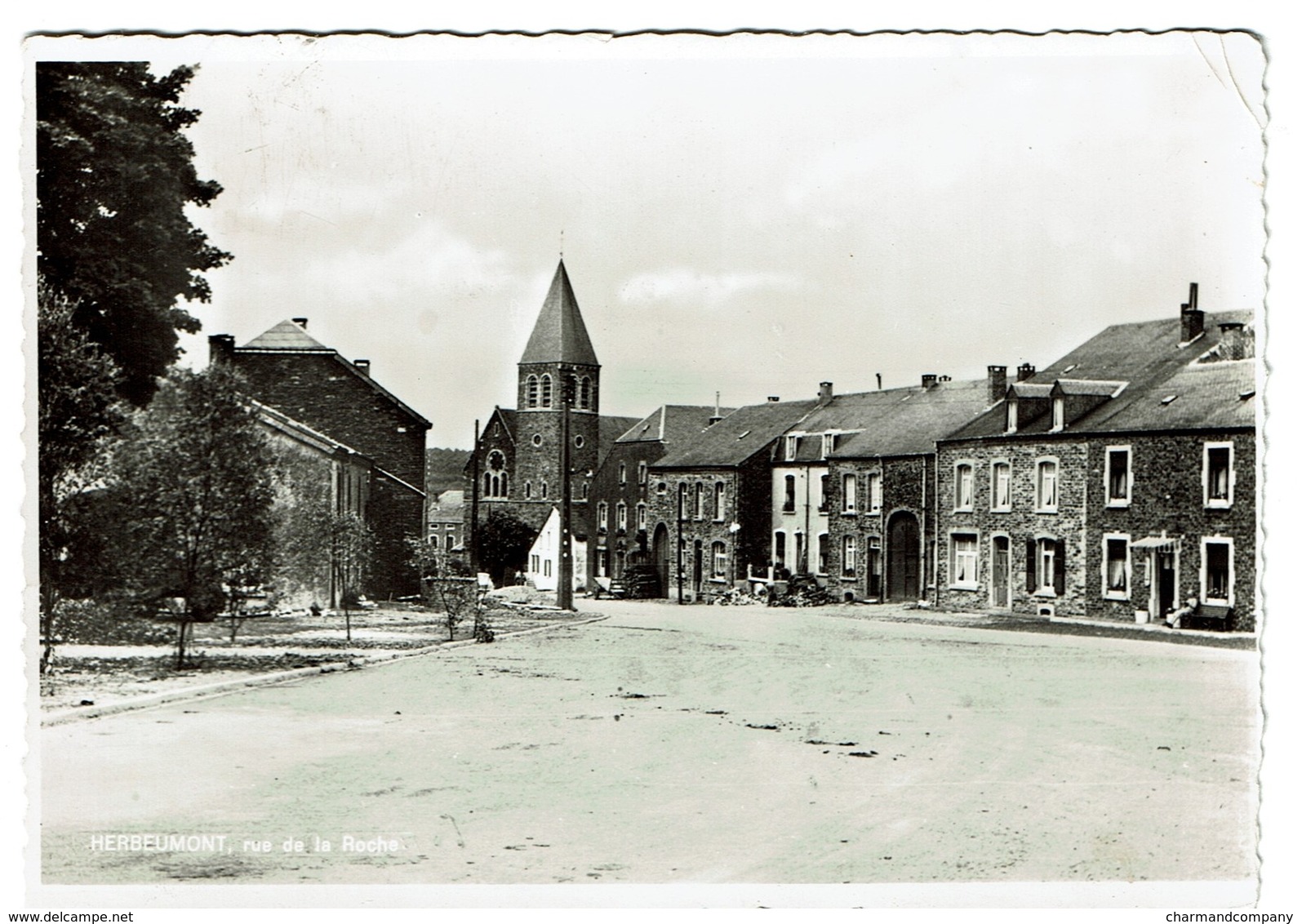 Herbeumont - Rue De La Roche - Circulée - Edit. Papeterie Gaillard - 2 Scans - Herbeumont