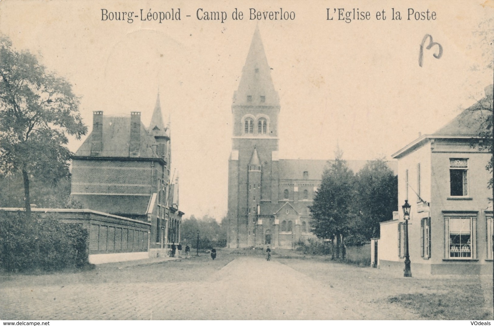 CPA - Belgique - Leopoldsburg - Bourg-Léopold - Camp De Beverloo - L'Eglise Et La Poste - Leopoldsburg (Camp De Beverloo)