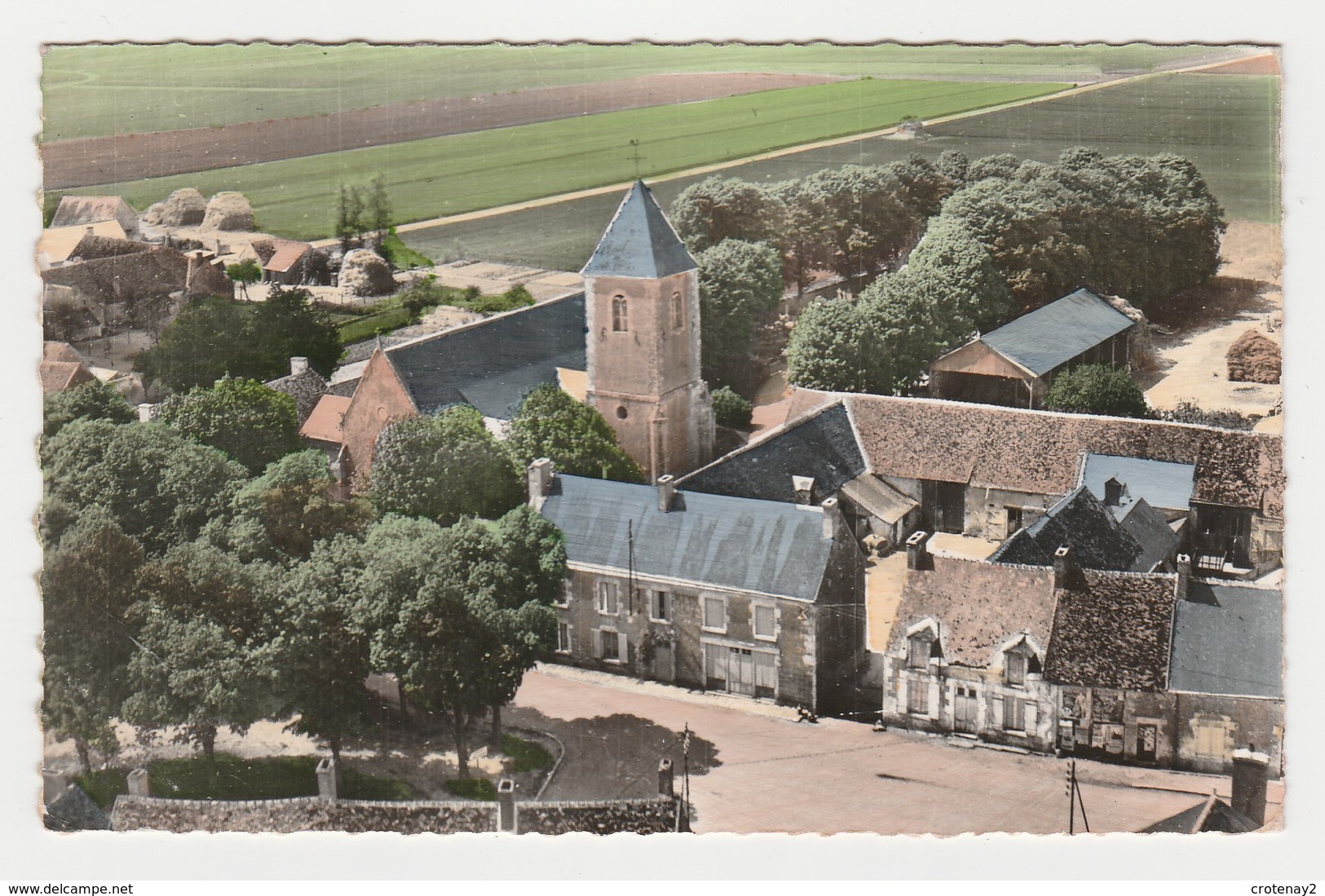 41 En Avion Au Dessus De Binas Vers Morée N°4 Le Centre L'Eglise En 1962 Fermes Foin - Moree