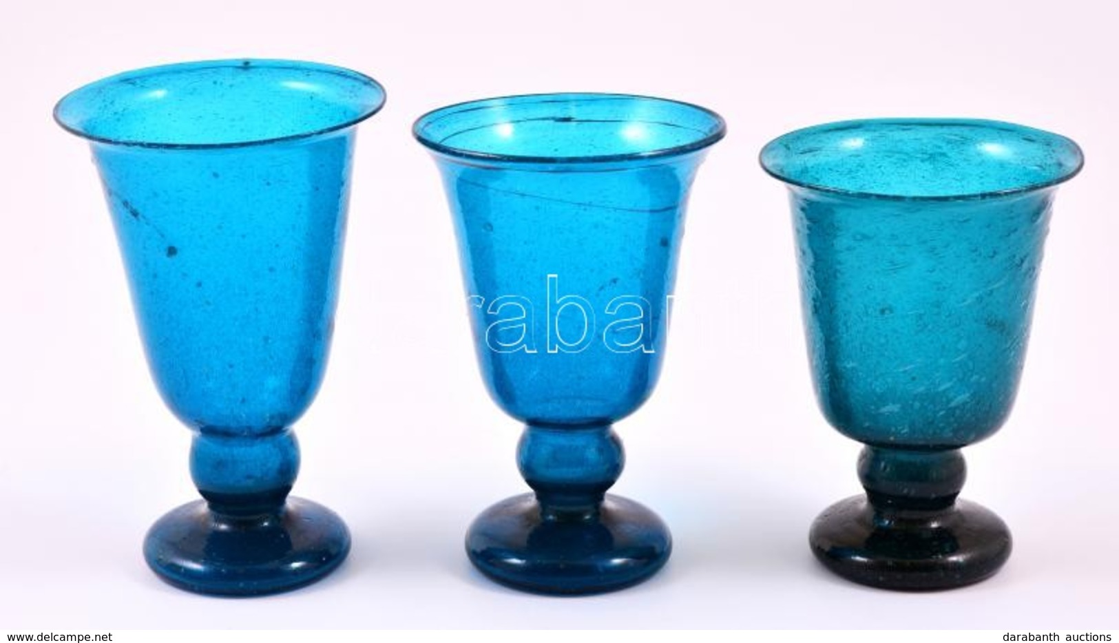 3 Db Fújt Talpas Pohár, Csorba Nélkül, M: 12-14 Cm - Glas & Kristal