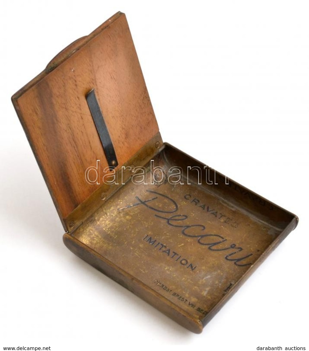 Díszesen Faragott Fa Tetejű Régi Cigaretta Tárca, Fém Testtel, 8x8,5x2 Cm. - Andere & Zonder Classificatie