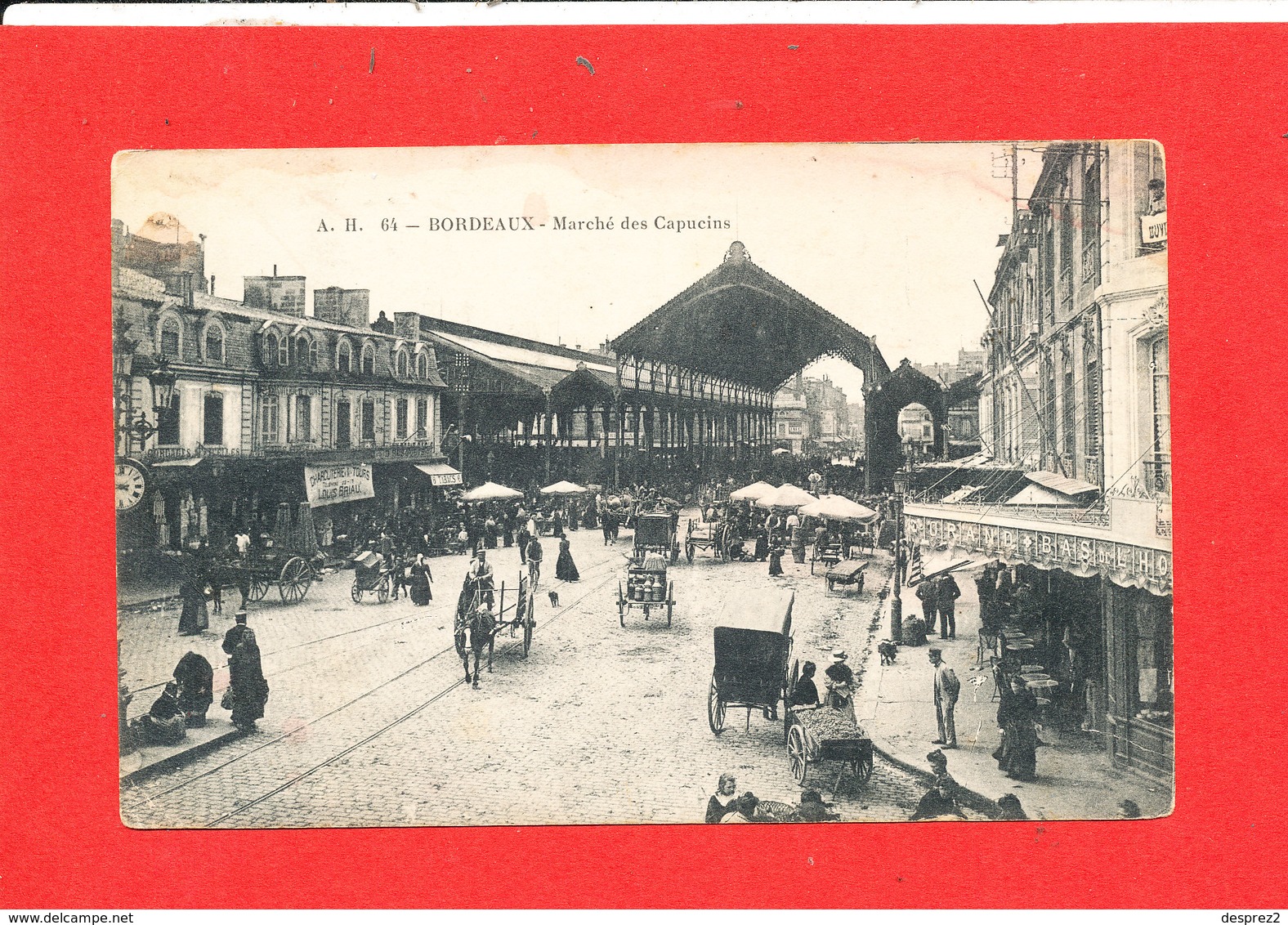 33 BORDEAUX Cpa Animée Marché Des Capucins   A H 64 - Ezanville