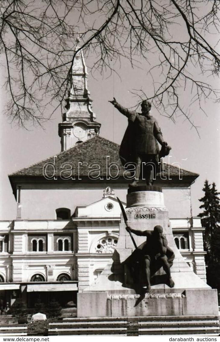 Cca 1978 Kecskemét, Helytörténeti Vonatkozású Felvételek, 133 Db Vintage Negatív, 24x36 Mm - Other & Unclassified